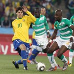 Luis+Fabiano+BRA+scores+second+goal+Brazil+oOsGfis-wNxl