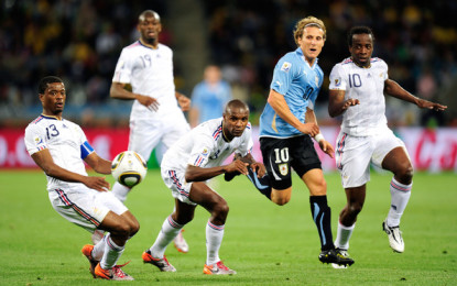 Uruguay e Francia deludono al debutto, finisce 0-0 il secondo match d’apertura