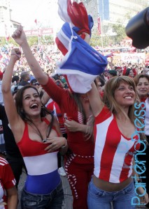 Larissa Riquelme - Partenopress.com