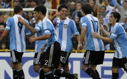 Argentina in campo: che goal Fernandez !
