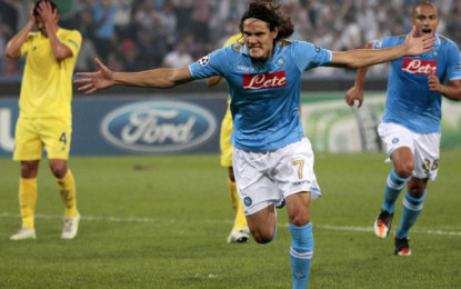 Un Napoli da “champions” batte 2-0 il Villarreal. Preoccupa l’infortunio di Cavani. FOTO E PAGELLE