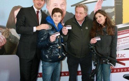 I Cesaroni controllori per il “Ticket Day” di Atac. Con loro anche il sindaco di Roma Gianni Alemanno.