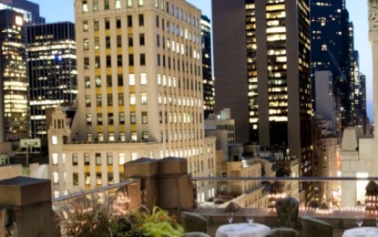 Sulla terrazza Bellucci Napoli di Manhattan, cocktail hour a favore di Edeyo e dei bambini di Haiti.