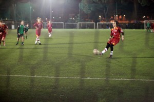 RIANA NAINGGOLAN CALCIO DI RIGORE