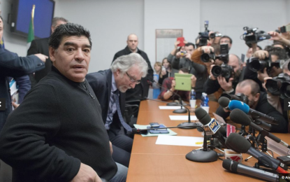 Maradona: “Risolvo i miei problemi, e poi sono a disposizione del Napoli e di De Laurentiis”. VIDEO