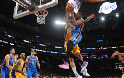 Ad Hollywood brilla la stella Durant: 43 punti per stendere dei Los Angeles Lakers mai domi. 107-103 allo Staples Center