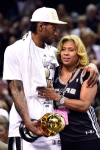 Kim Robertson, mamma di Kawhi (espn.go.com)