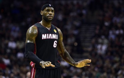 LeBron James e i Los Angeles Lakers: arriva la smentita. Ma Jim Buss non abbandona la folle idea