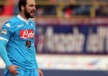 TRIPLICE FISCHIO – Blackout Napoli! Higuain si sveglia tardi, Calleti rimpiange l’errore fatale