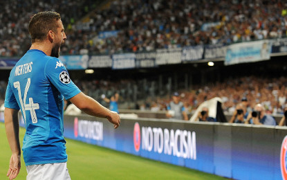 Il Napoli batte 2-0 il Nizza nel play off di andata con le reti di Mertens e Jorginho. Milik divora il 3-0.