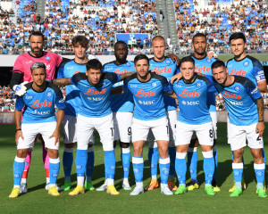 Il Maradona apre le porte alla città. Presentazione ed amichevole con la Juve Stabia