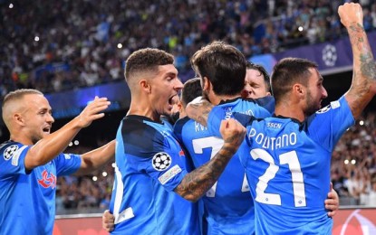 Napoli-Liverpool 4-1: Zielinski, Anguissa e Simeone gol, Osimhen sbaglia un rigore ed esce infortunato