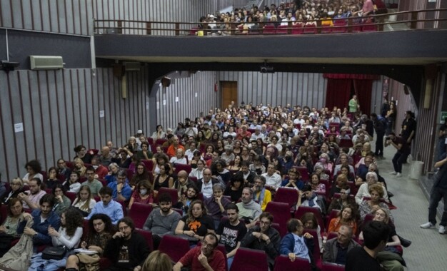 “Venezia a Napoli”, arriva Lina Soualem La regista franco-algerina presenta all’Astra il film sul viaggio in Palestina