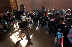 Soweto+Youth+Camp+Held+Teach+HIV+Prevention+NEydpo3MNdOl