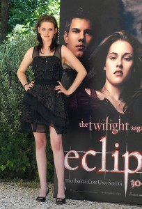 Twilight+Saga+Eclipse+Rome+Photo+Call+j_WI2-diDPVl[1]