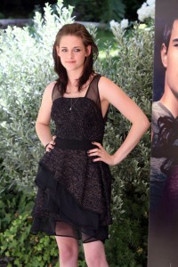 Twilight+Saga+Eclipse+Rome+Photocall+oJHVoayAx3jl[1]