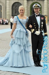 Wedding+Swedish+Crown+Princess+Victoria+Daniel+kTUnWN-rvCMl[1]