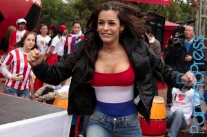 Larissa Riquelme - Partenopress.com