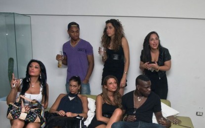 L’anno scorso, Balotelli era a Scampia con due Boss per vedere la piazza più grande dello smercio della droga.