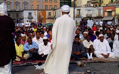 Ramadam: il sindaco De Magistris alla cerimonia finale a Piazza Mercato