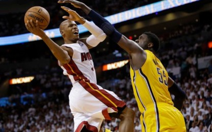 Pacers @ Heat, Game 3: Indiana dura un tempo prima di cedere sotto i colpi di Ray Allen. Miami vince 87-99 e conduce la serie 2-1.